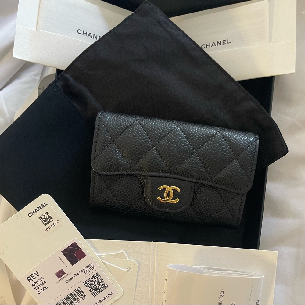 Chanel classic card holder